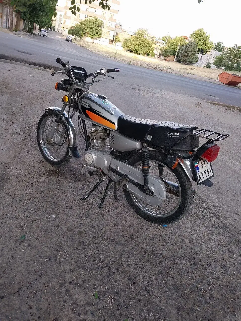 موتور ۱۲۵مدل ۸۷|موتورسیکلت|بروجرد, |دیوار