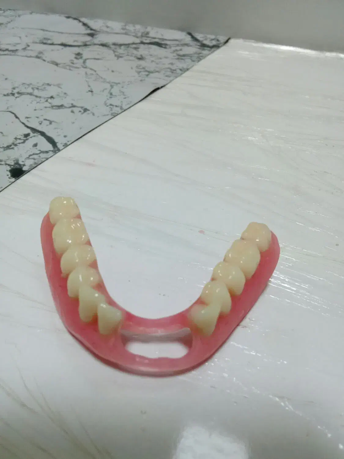 دندان متحرک در سنندج|خدمات آرایشگری و زیبایی|اسدآباد, |دیوار