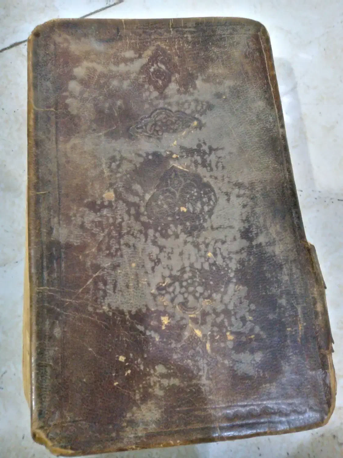 قرآن عتیقه|کلکسیون اشیاء عتیقه|دیواندره, |دیوار