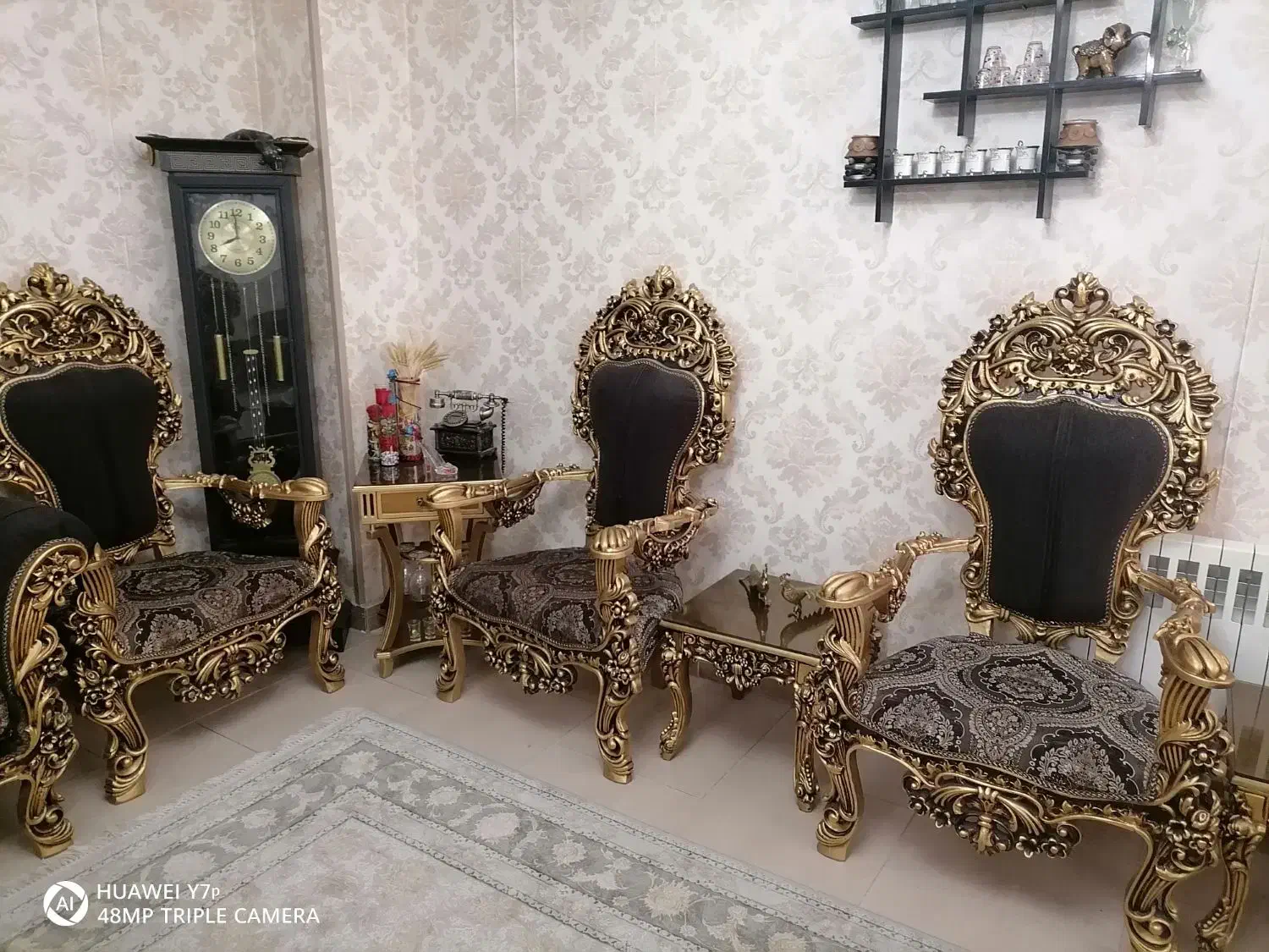 مبل9نفره سلطنتی تمیز|مبلمان خانگی و میز عسلی|اندیشه, اندیشه فاز ۱|دیوار