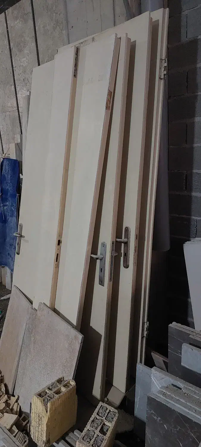 درب چوبی بدون چارچوب|مصالح و تجهیزات ساختمان|لاهیجان, کوی خزر|دیوار