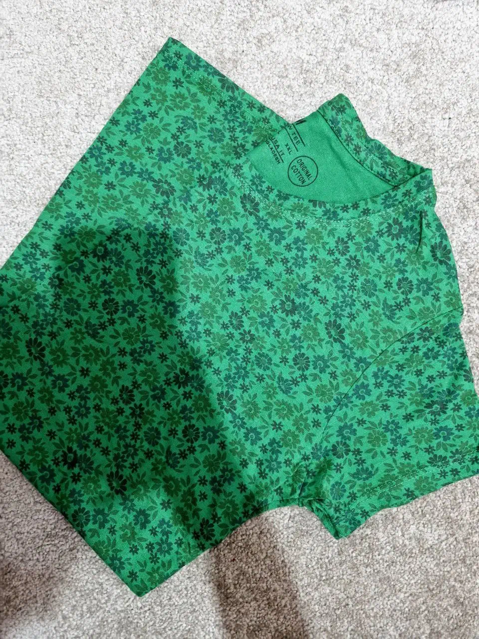 تیشرت از برند h&m (اچ اند ام)|لباس|گرگان, |دیوار