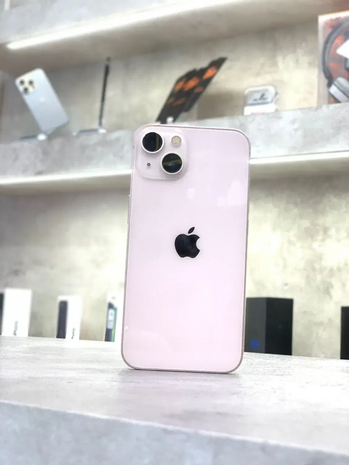 iPhone 13|موبایل|سبزوار, قائم|دیوار