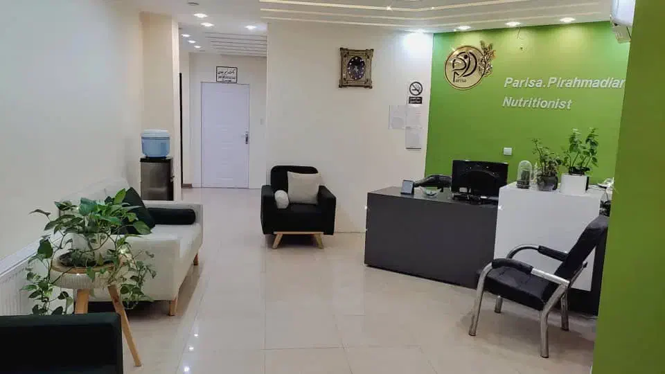 استخدام اپراتور در کلینیک لاغری|استخدام درمانی، زیبایی، بهداشتی|شیراز, عفیف‌آباد|دیوار