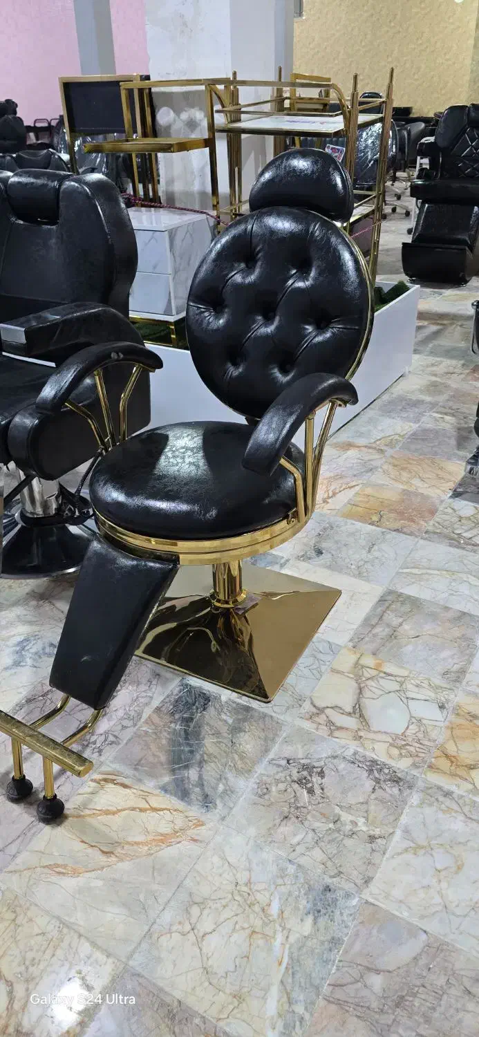 صندلی اصلاح مردانه زنانه ارایشگاهی تخصصی تک وتعداد|آرایشگاه و سالنهای زیبایی|مشهد, عبادی|دیوار