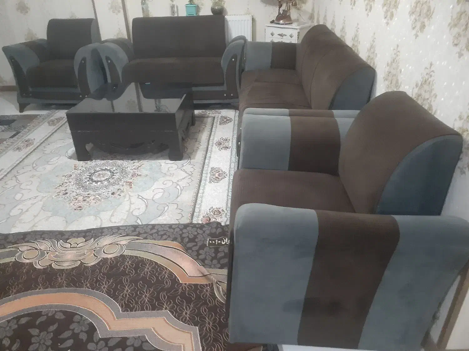 مبل ۷نفره ومیز وسط با 3تا گل میز|مبلمان خانگی و میز عسلی|شیراز, شهرک گلستان شمالی|دیوار
