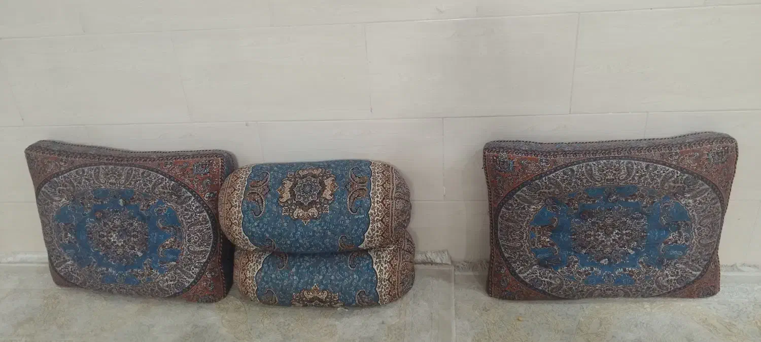 شاه نشین|پشتی|یزد, |دیوار