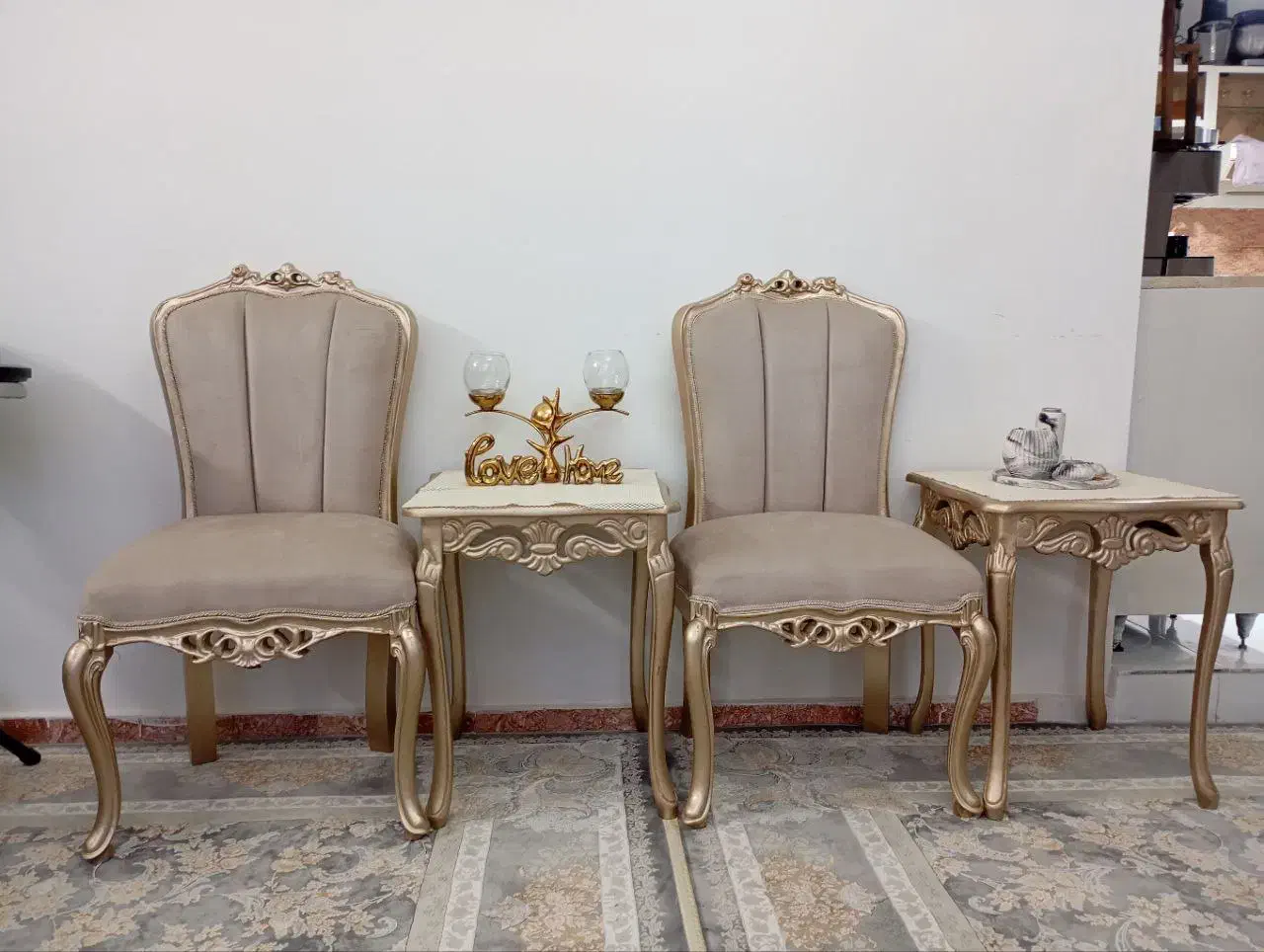 مبل زمرد|مبلمان خانگی و میز عسلی|مشهد, شهید علی محمدی|دیوار