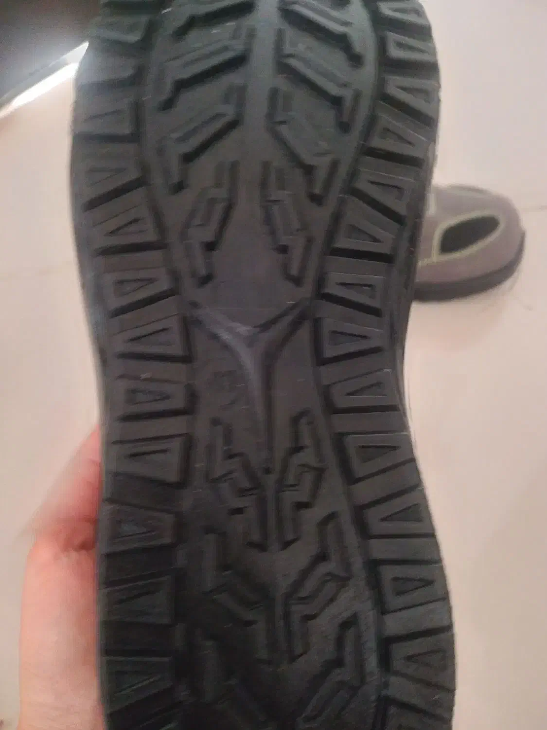 کفش کار|کیف، کفش، کمربند|پاکدشت, پاکدشت (مامازند)|دیوار