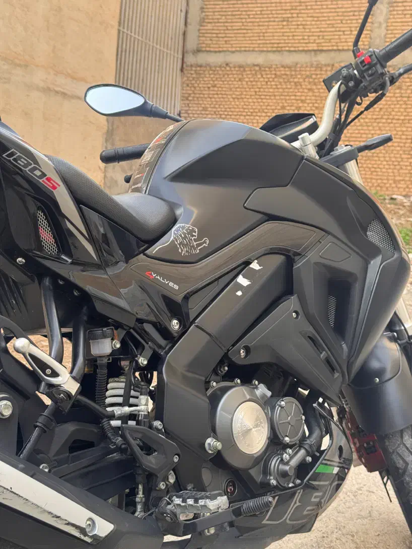 بنلی 180s مشکی|موتورسیکلت|دزفول, |دیوار