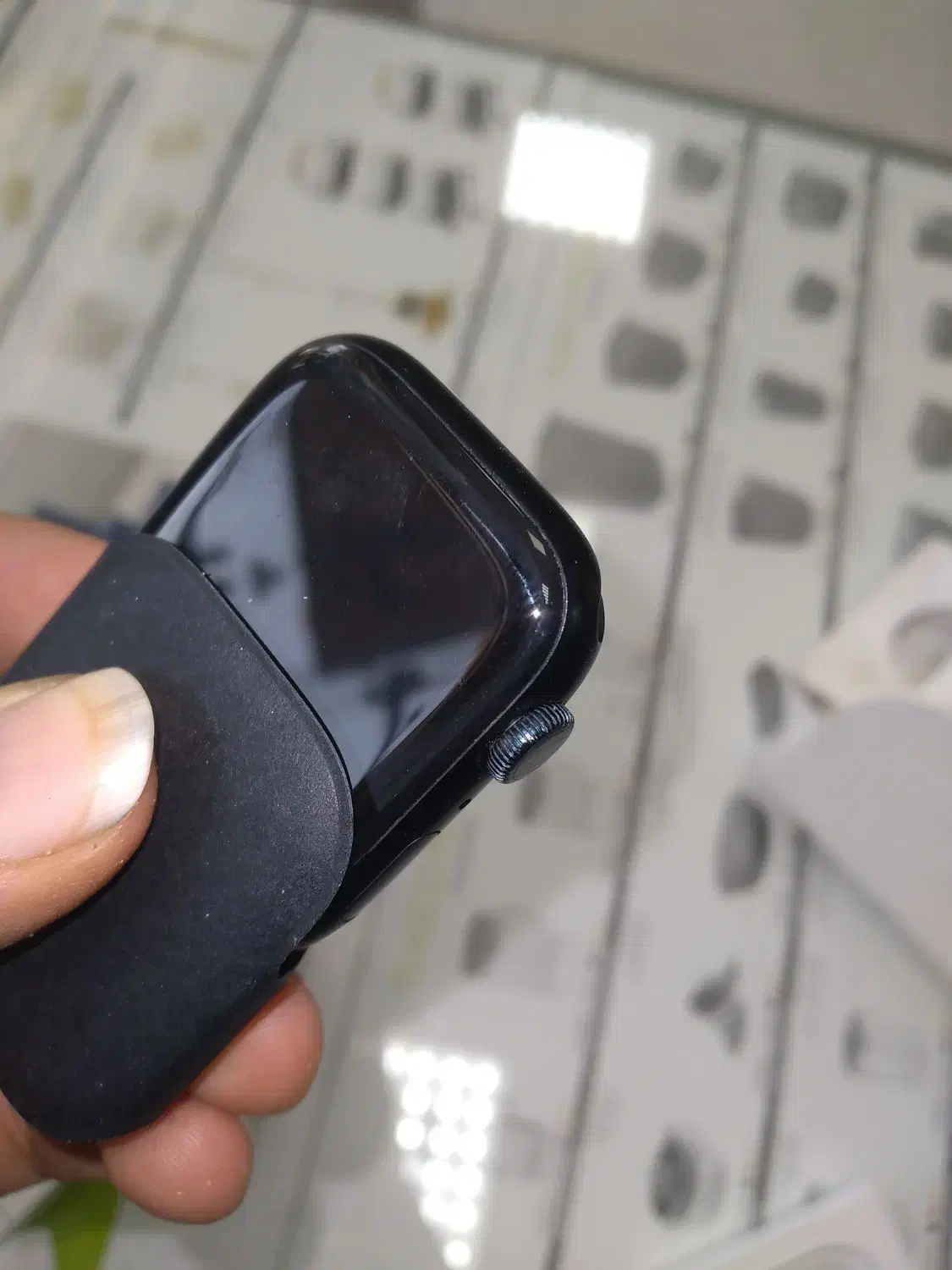 اپل واچ مشکی ۴۵|ساعت|فولادشهر, B4|دیوار