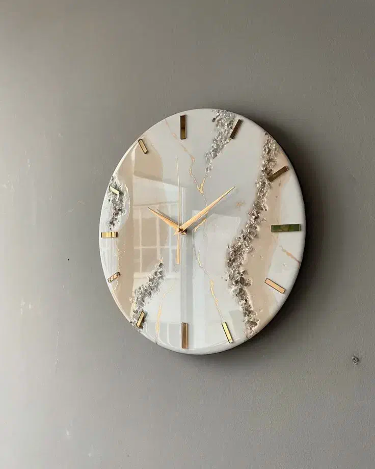 انواع ساعت|ساعت دیواری و تزئینی|خوی, |دیوار