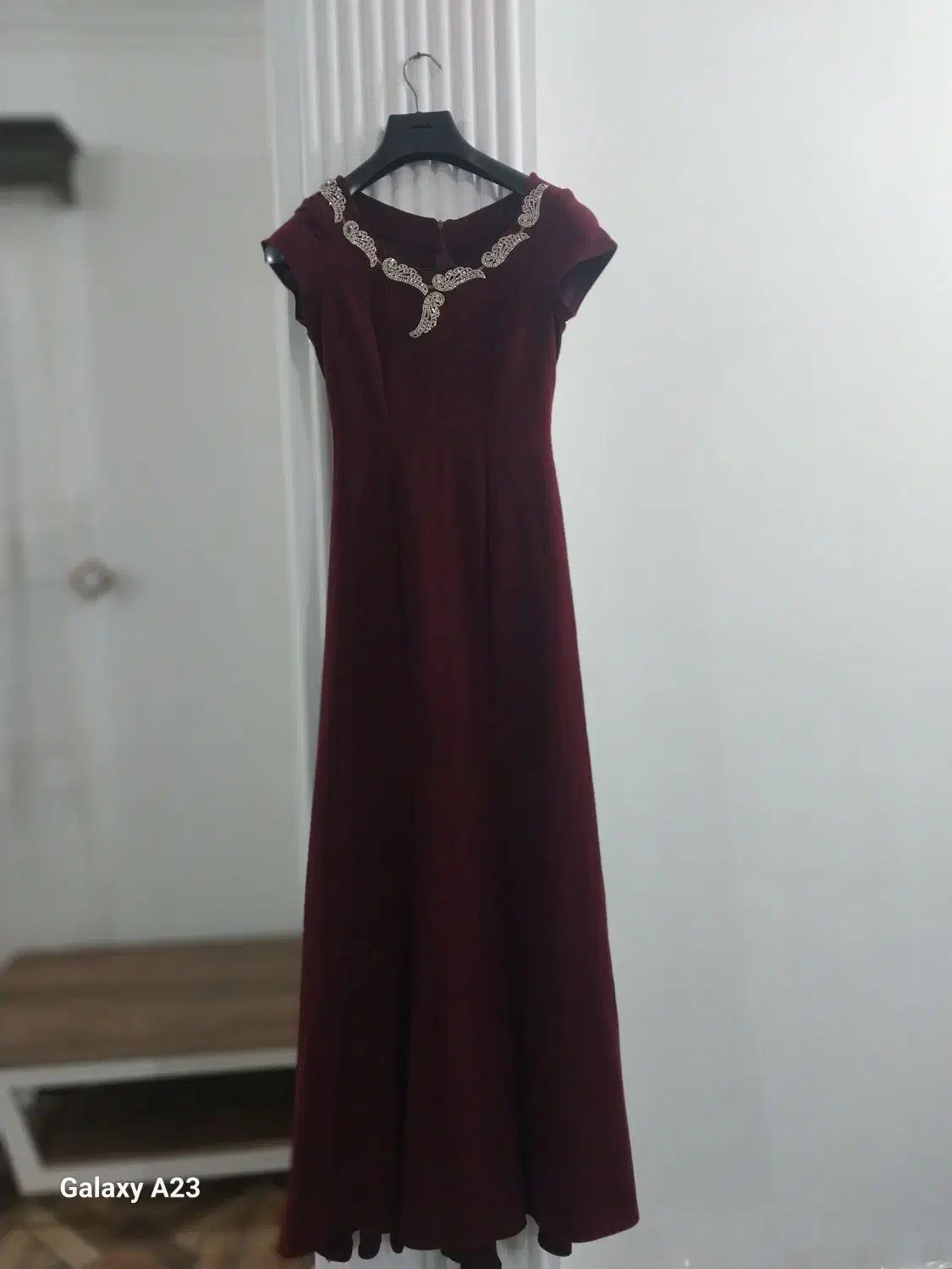 پیراهن مجلسی|لباس|خشکبیجار, |دیوار