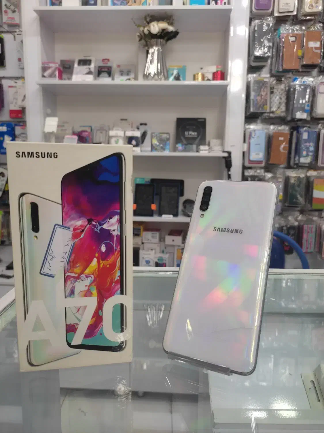 گوشی سامسونگ A70 با حافظه 128گیگ رام6|موبایل|اندیمشک, |دیوار