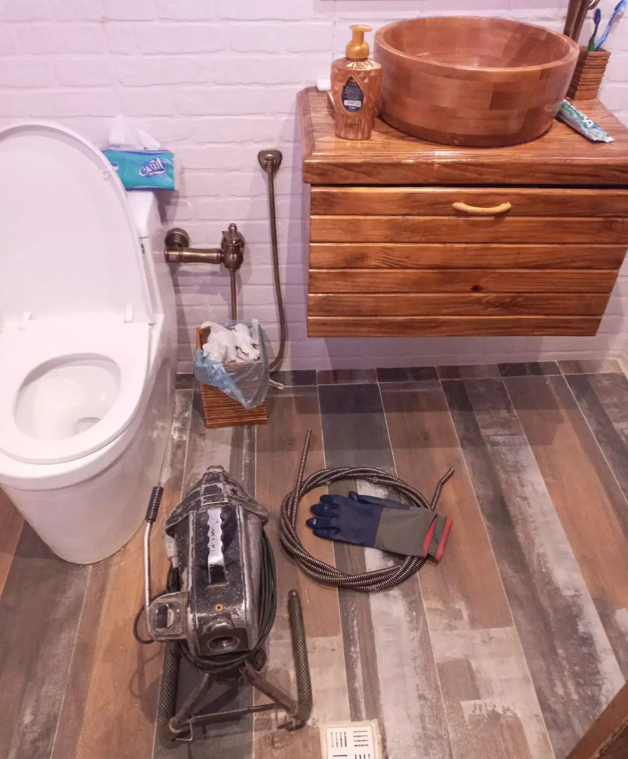 لوله بازکن 24ساعته کل شهر (20دقیقه)100%تضمینی|خدمات پیشه و مهارت|تبریز, |دیوار