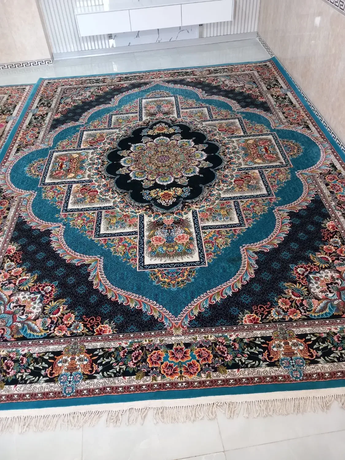دو تخته فرش ۱۲ متری|فرش|کنگاور, |دیوار