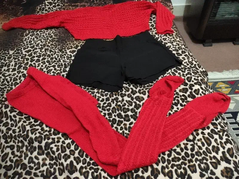 لباس یلدایی دخترانه|کفش و لباس بچه|شاهینشهر, شهرک گلدیس|دیوار