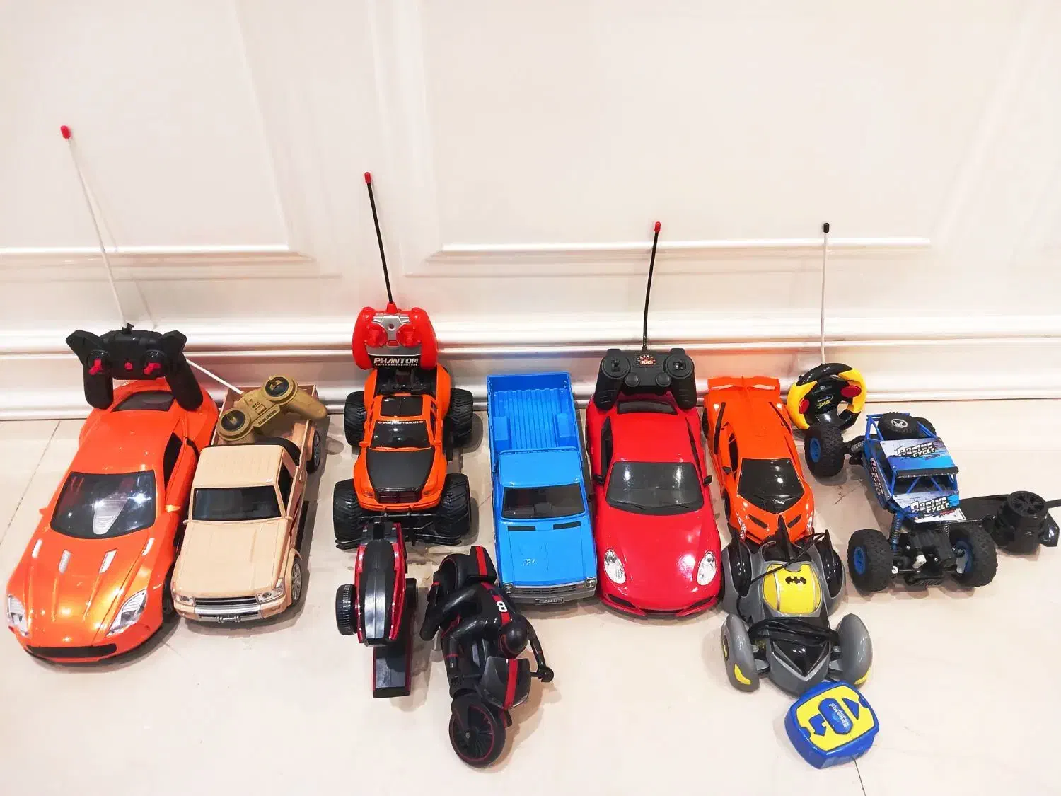 انواع ماشین کنترلی|اسباب‌‌بازی|تهران, تهرانپارس جنوبی|دیوار