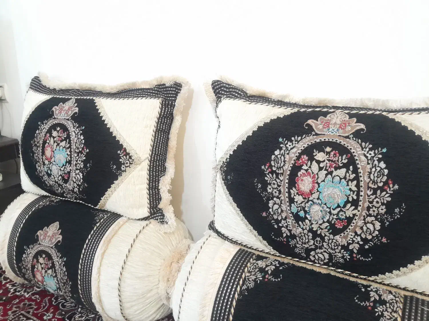 فروش ۱۰ عدد پشتی نو گل پر|پشتی|یاسوج, |دیوار