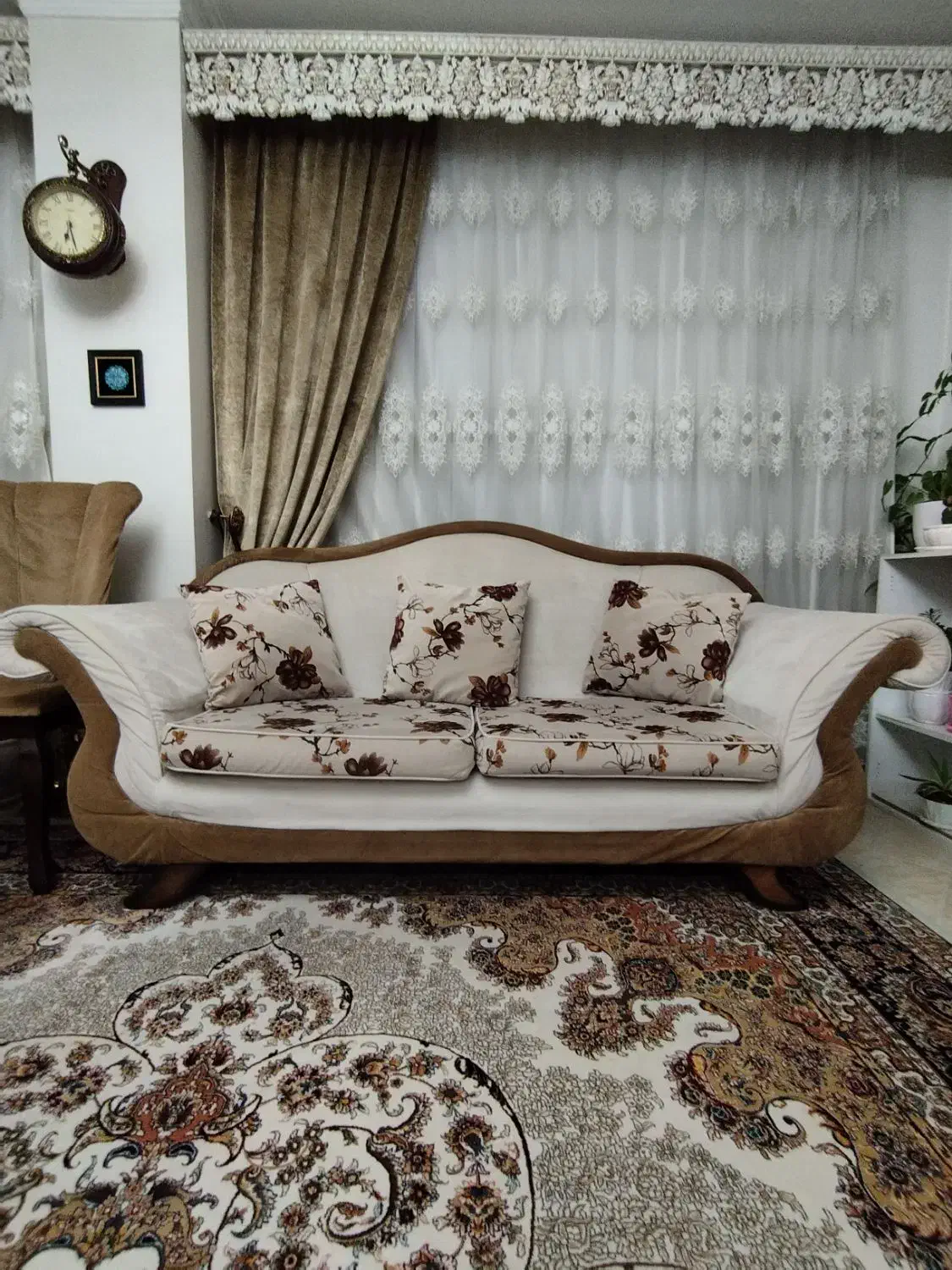 مبل ۷ نفره سالم|مبلمان خانگی و میز عسلی|تهران, شهرک فرهنگیان|دیوار