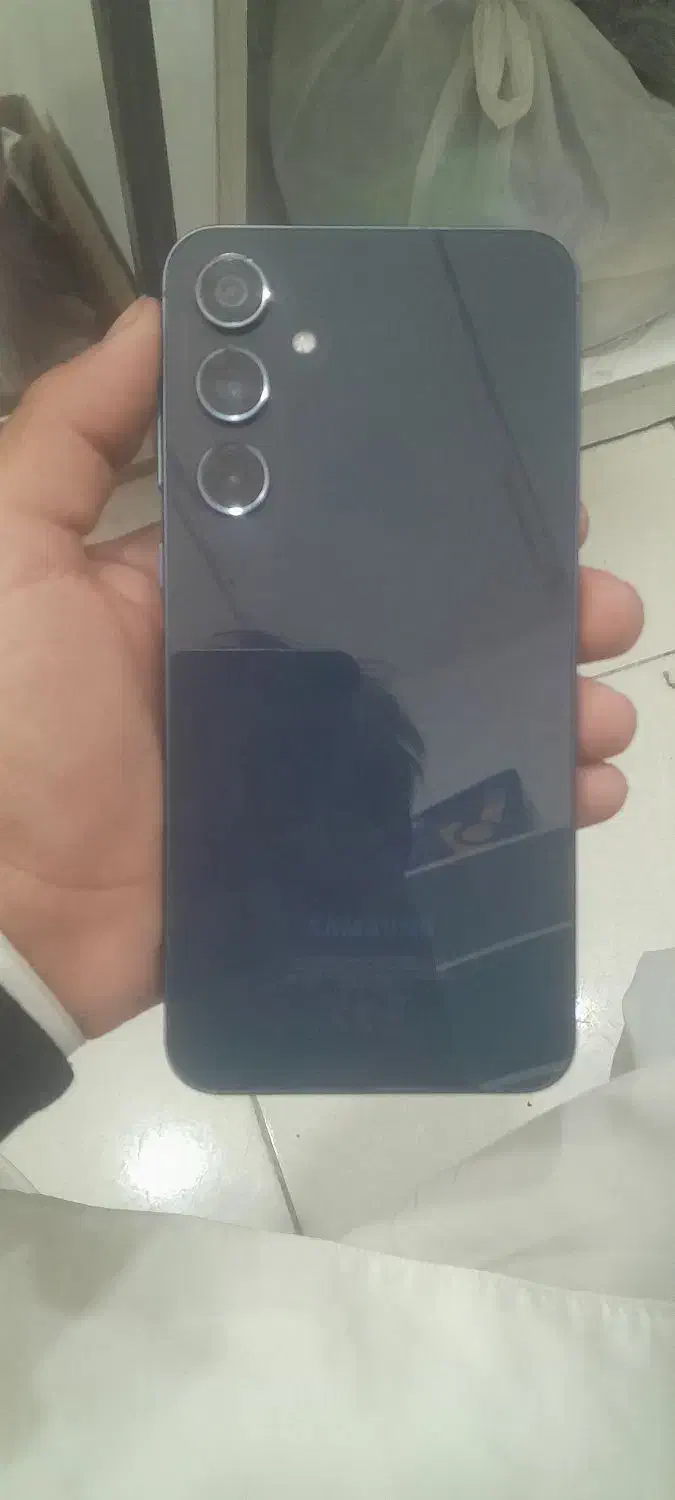 سامسونگ A55گیگ ۲۵۶رام ۸|موبایل|قم, علی آباد سعدگان|دیوار