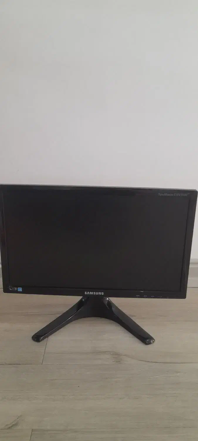 مانیتور سامسونگ مانیتور|قطعات و لوازم جانبی رایانه|مشهد, سرافرازان|دیوار