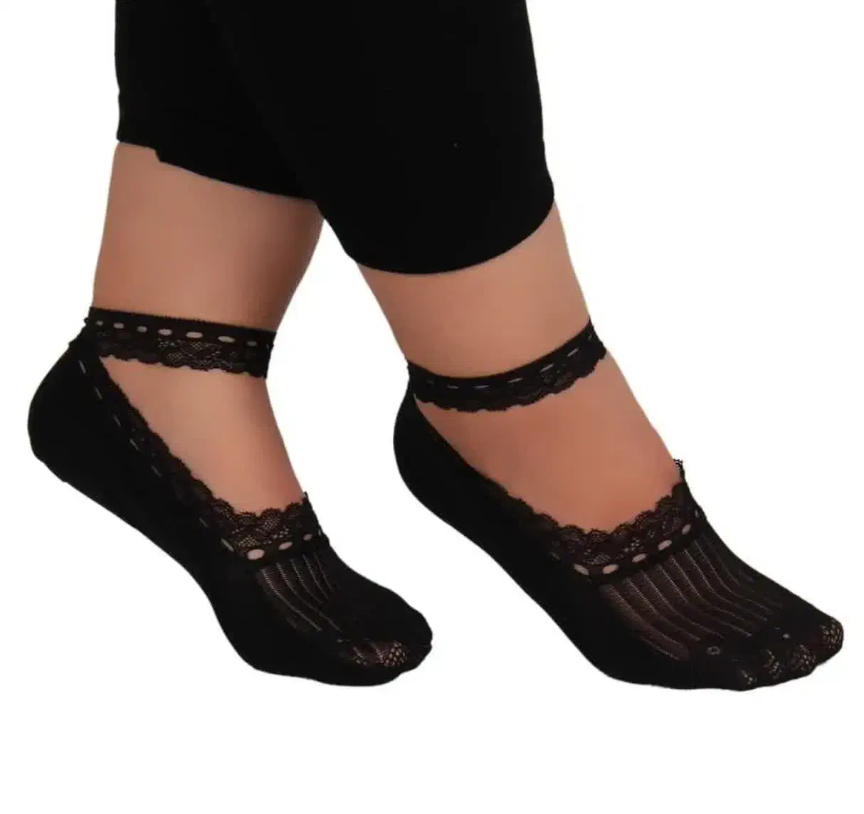 پاپوش بند دار|لباس|قم, شاه سید علی|دیوار