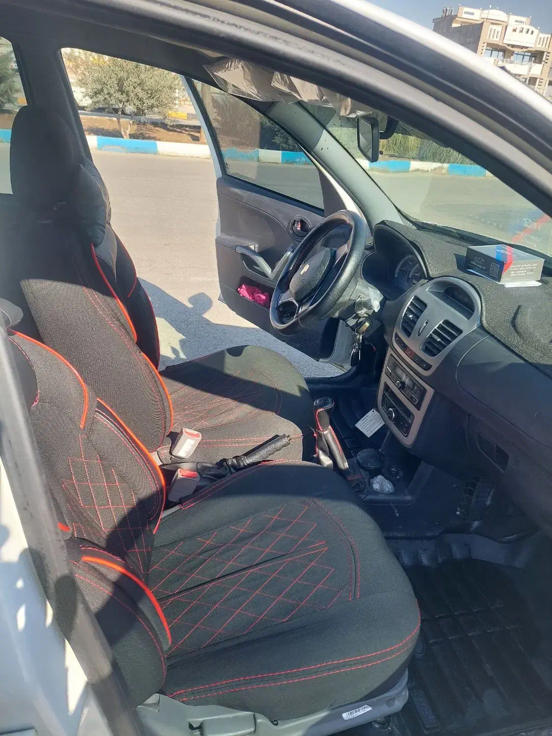 ساینا دوگانه سوز فابریک کارخانه ۱۴۰۲|خودرو سواری و وانت|اصفهان, شمس آباد|دیوار