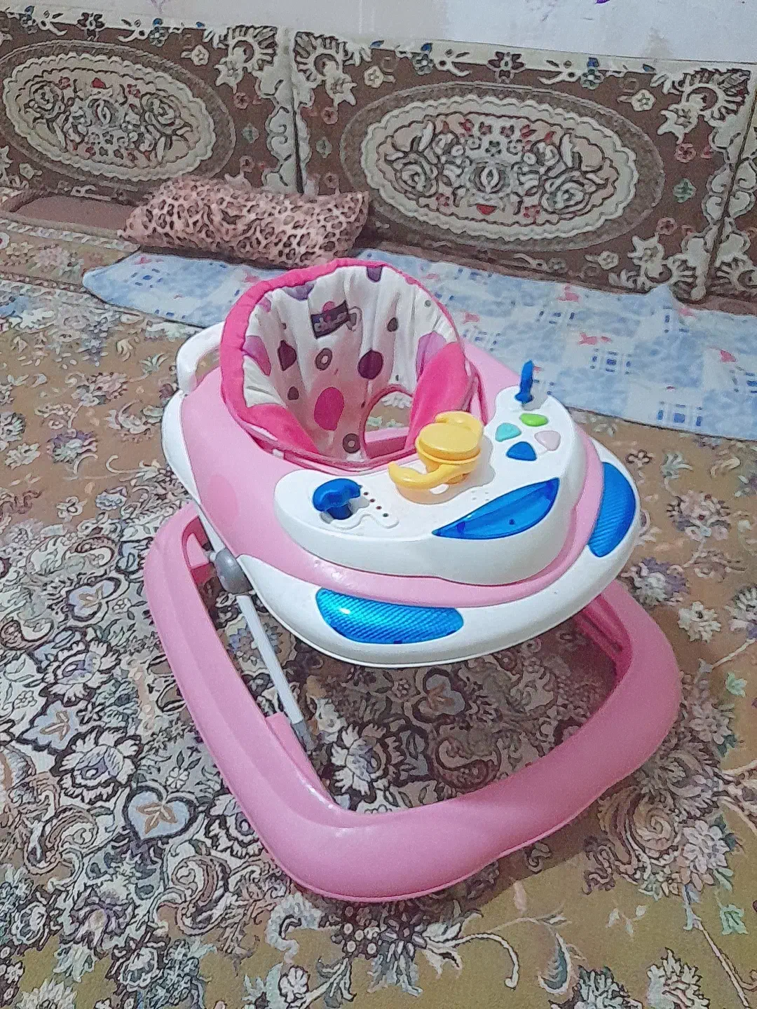روروعک مارک دلیجان|اسباب و اثاث بچه|علی‌آباد کتول, |دیوار
