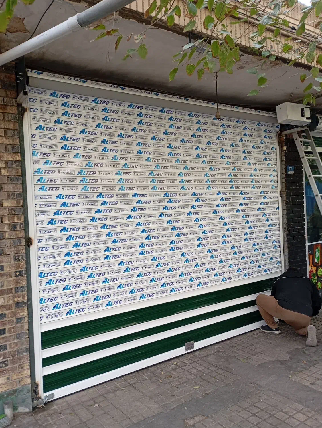 تعمیر و نصب و فروش کرکره برقی تمام نقاط|خدمات پیشه و مهارت|تهران, خزانه|دیوار