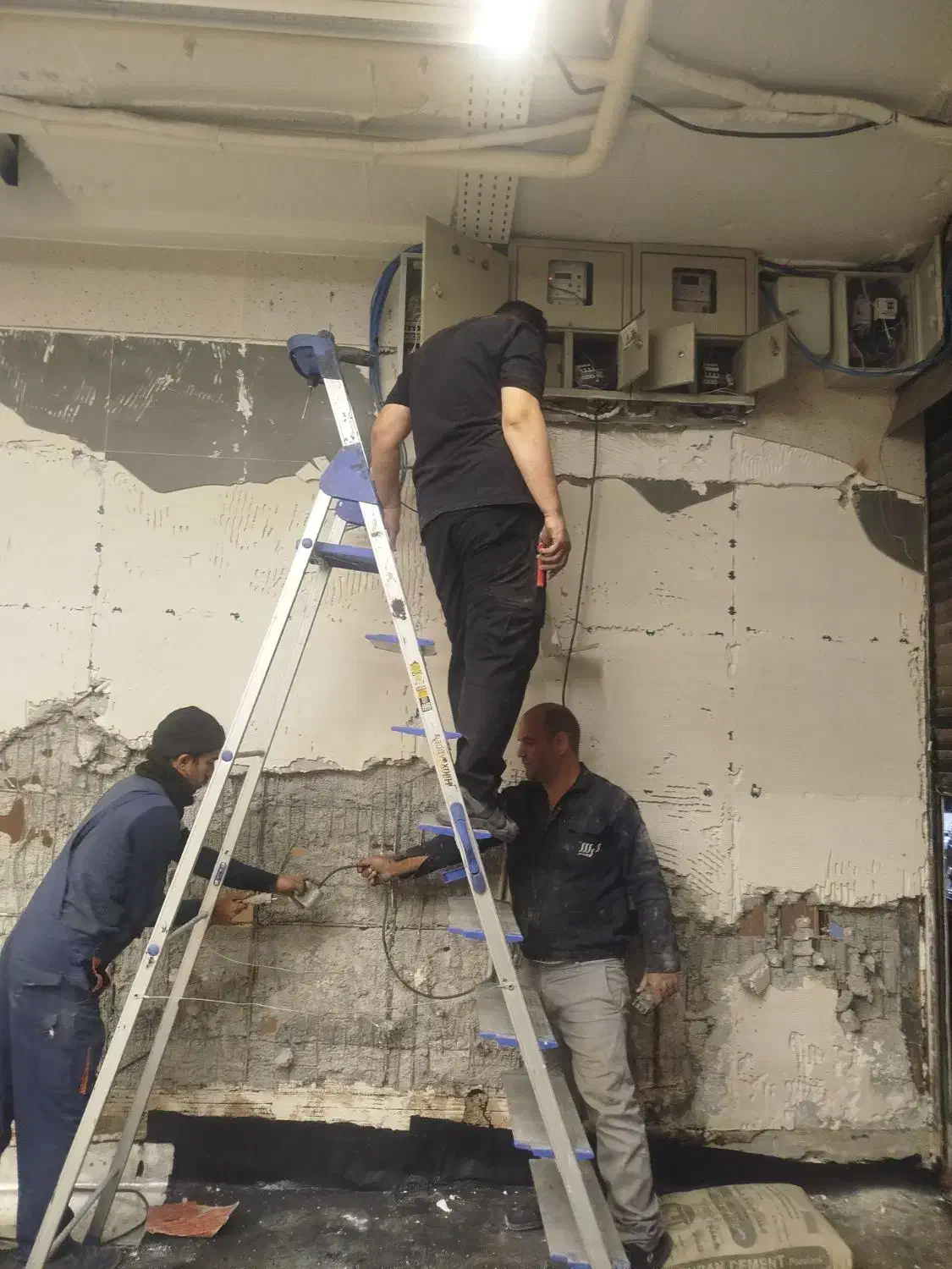 انواع کارهای بازسازی منازل و تجاری پذیرفته میشود|خدمات پیشه و مهارت|تهران, قیطریه|دیوار