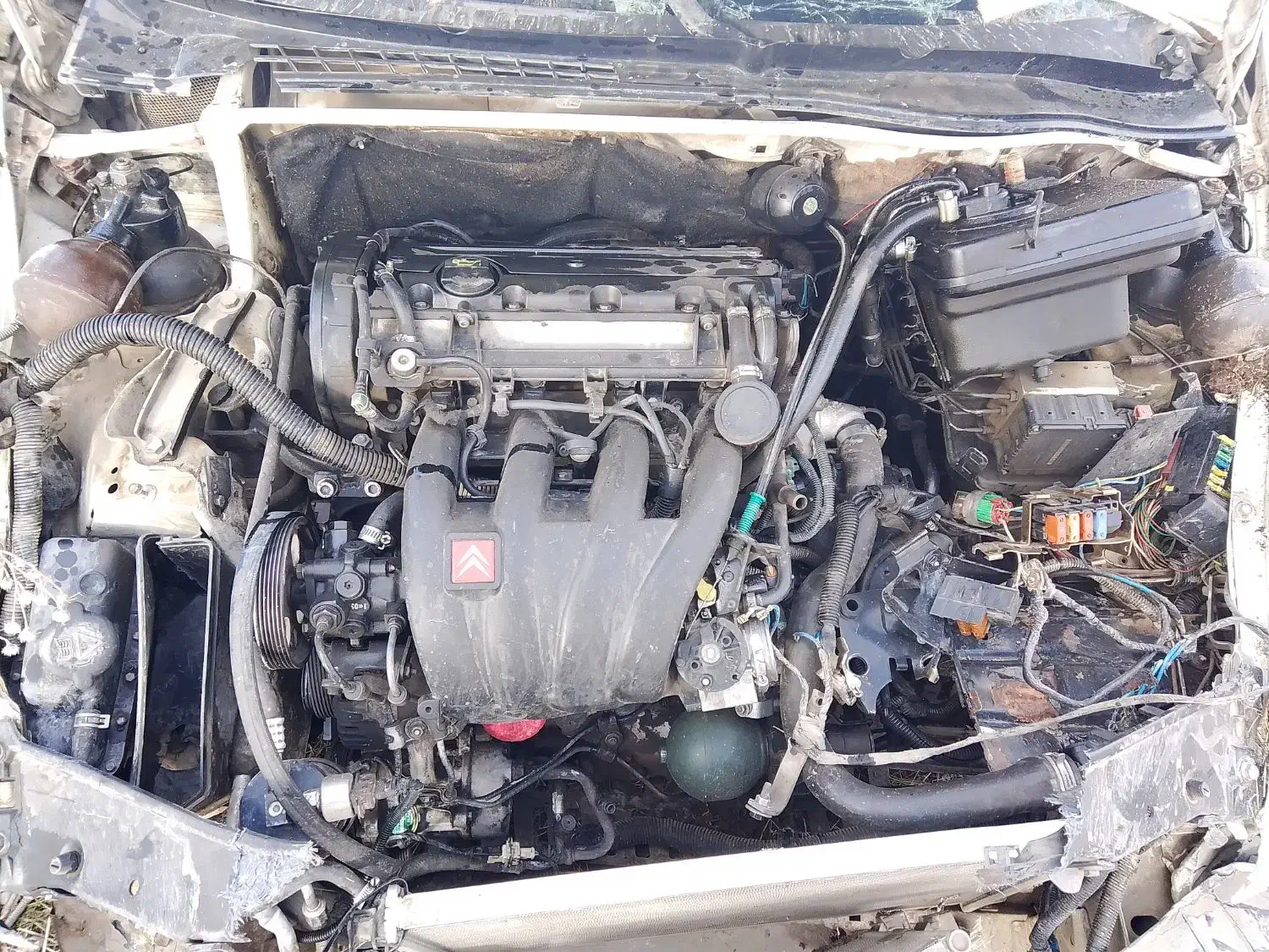 زانتیا 89 تصادفی 2000cc|خودرو سواری و وانت|سقز, |دیوار