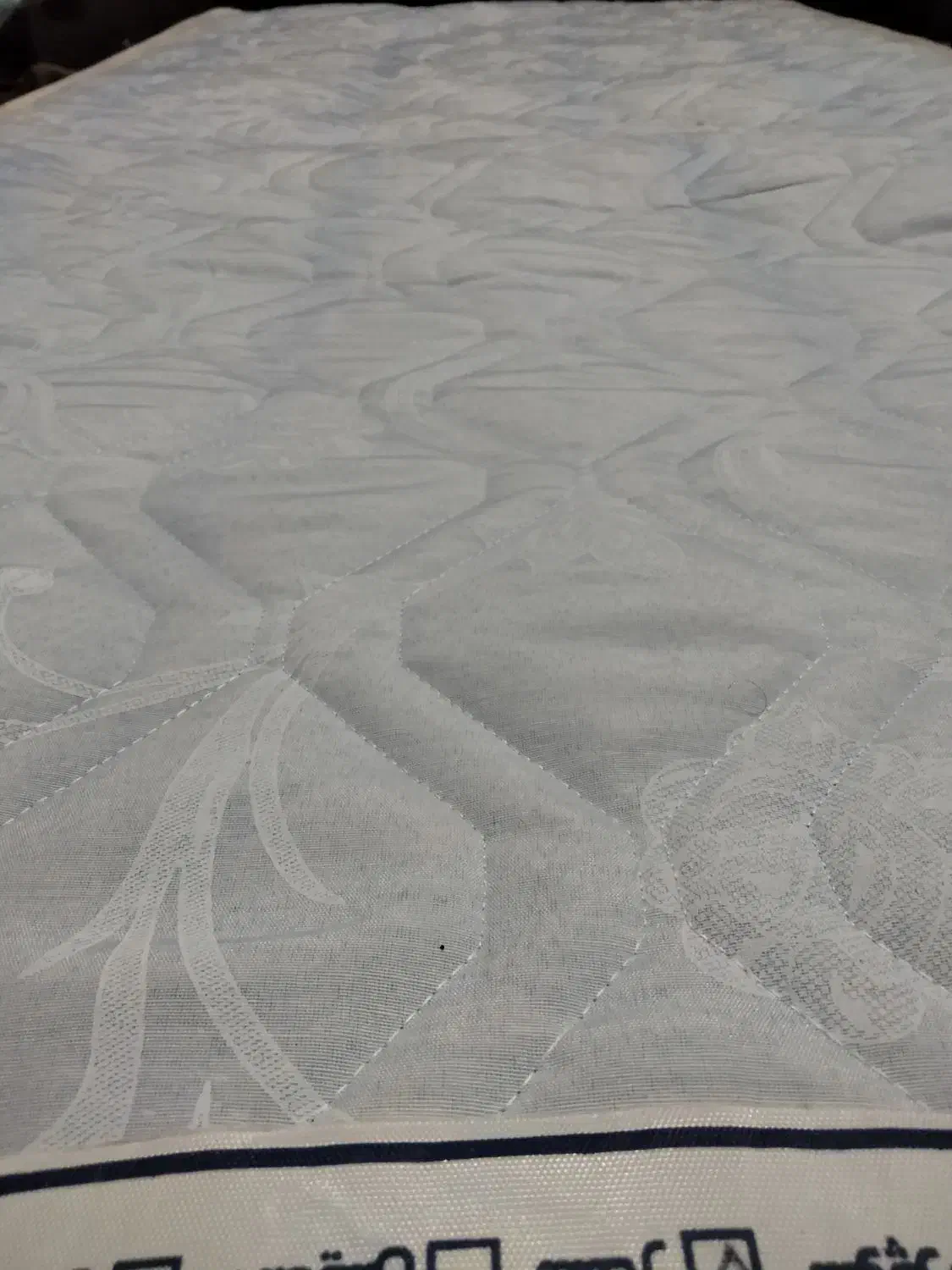 سلام تشک فنری فنر4تای راسته|تشک تختخواب|خرم‌آباد, |دیوار