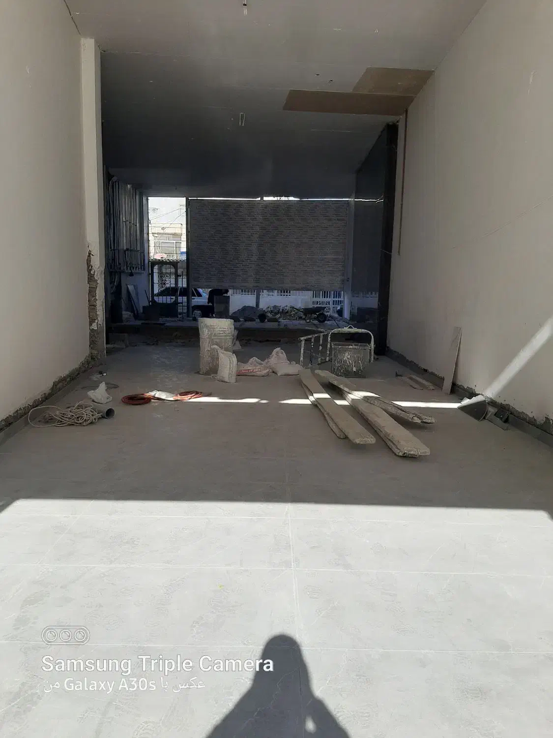 ملک تجاری/روحبخش/۲۱۰ متری|اجارهٔ مغازه و غرفه|تربتحیدریه, بهزیستی|دیوار