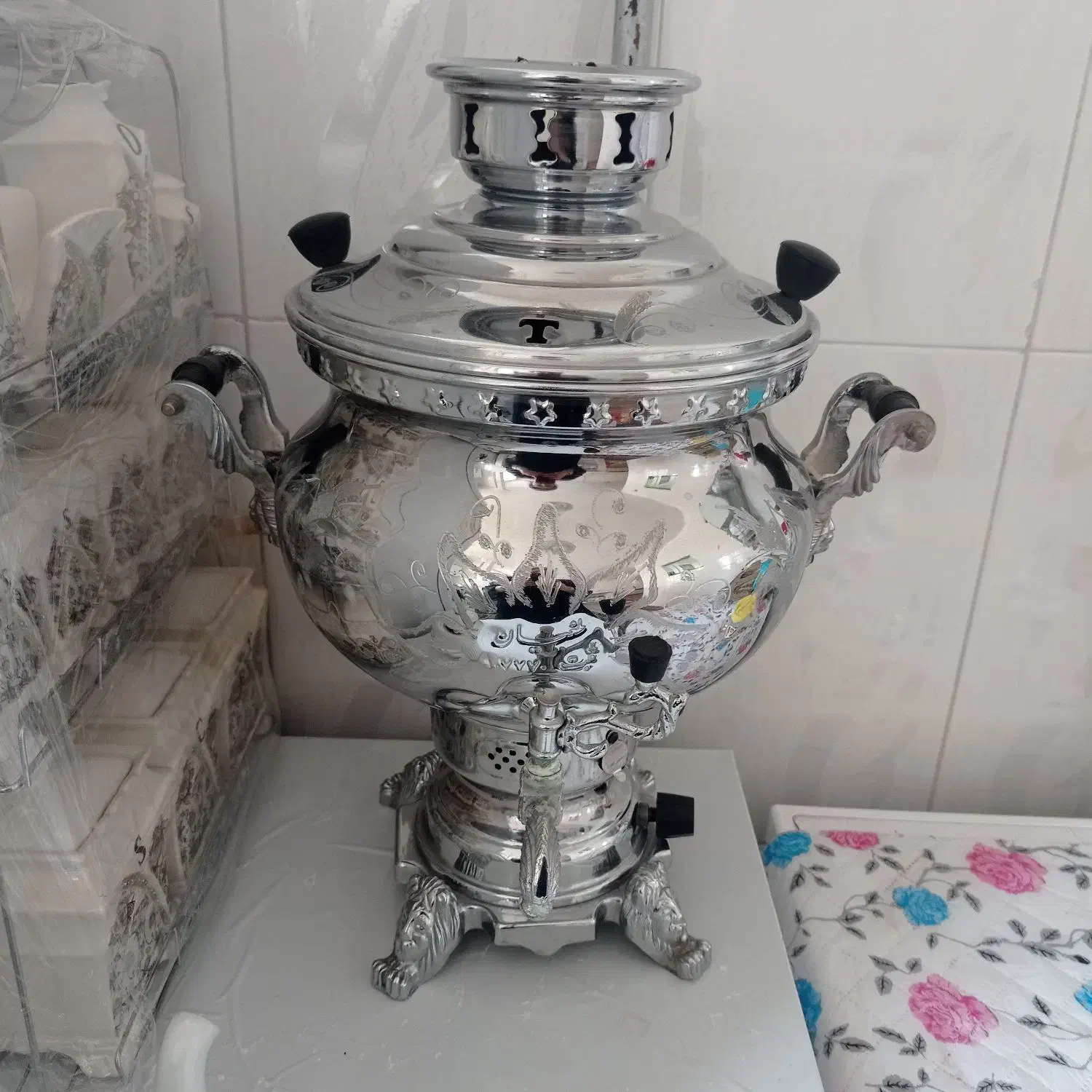 سماور سالم بدونذهیچ مشکلی|سماور، چایساز، قهوهساز|جوانرود, |دیوار