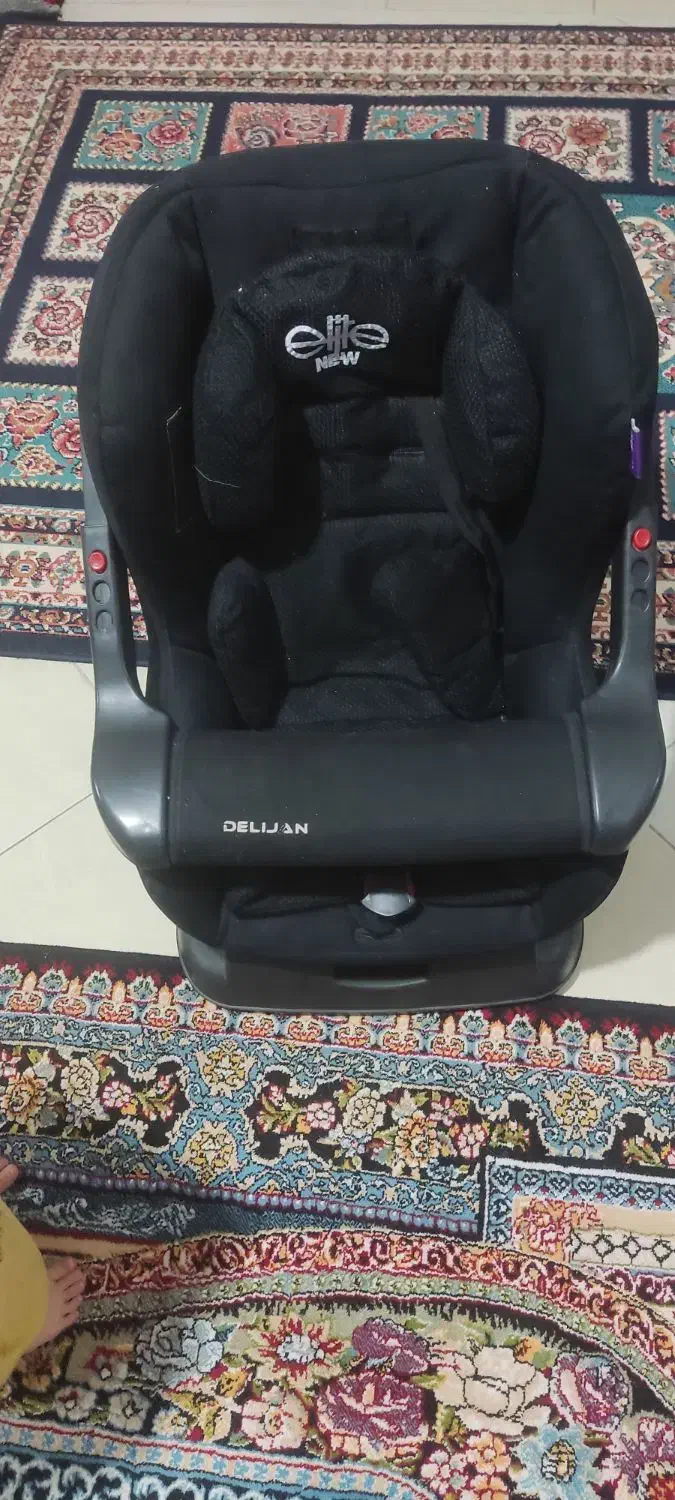 صندلی کودک نو|صندلی و نیمکت|خرم‌آباد, |دیوار