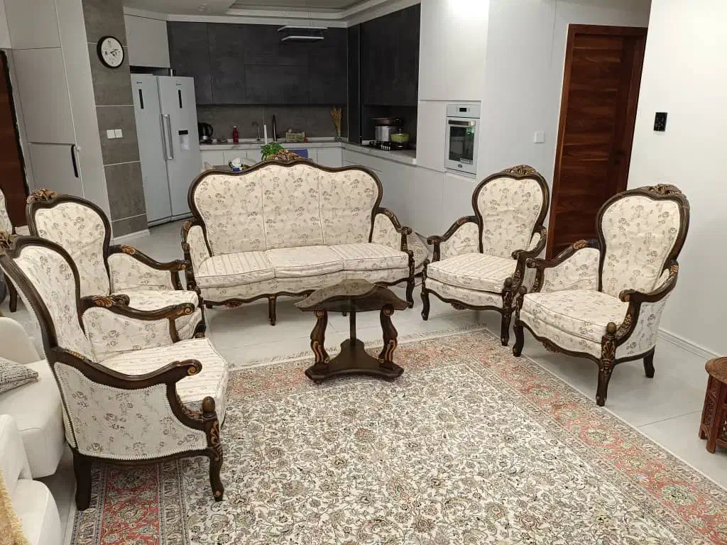 مبل کار کرده|مبلمان خانگی و میز عسلی|شیراز, شهرک بزین|دیوار