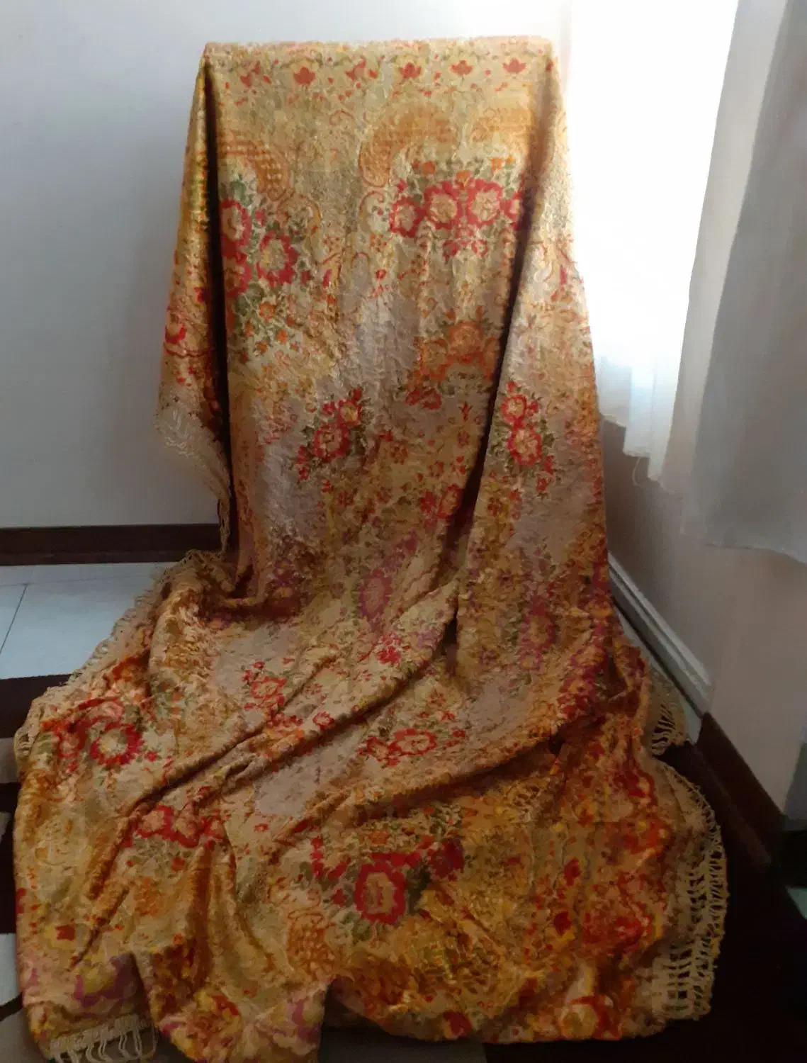 روتختی مخمل ابریشمی آنتیک .|کلکسیون اشیاء عتیقه|تهران, خواجه نظام الملک|دیوار