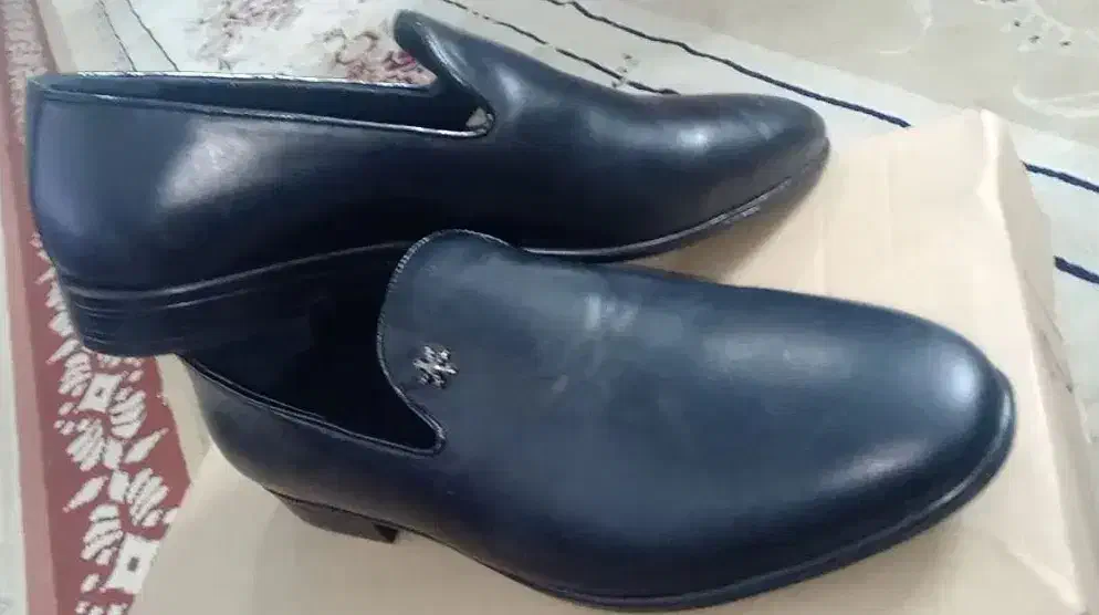 کفش سایز ۴۱ کاملا نو کفش مردانه|کیف، کفش، کمربند|مشهد, شهید هاشمی نژاد|دیوار