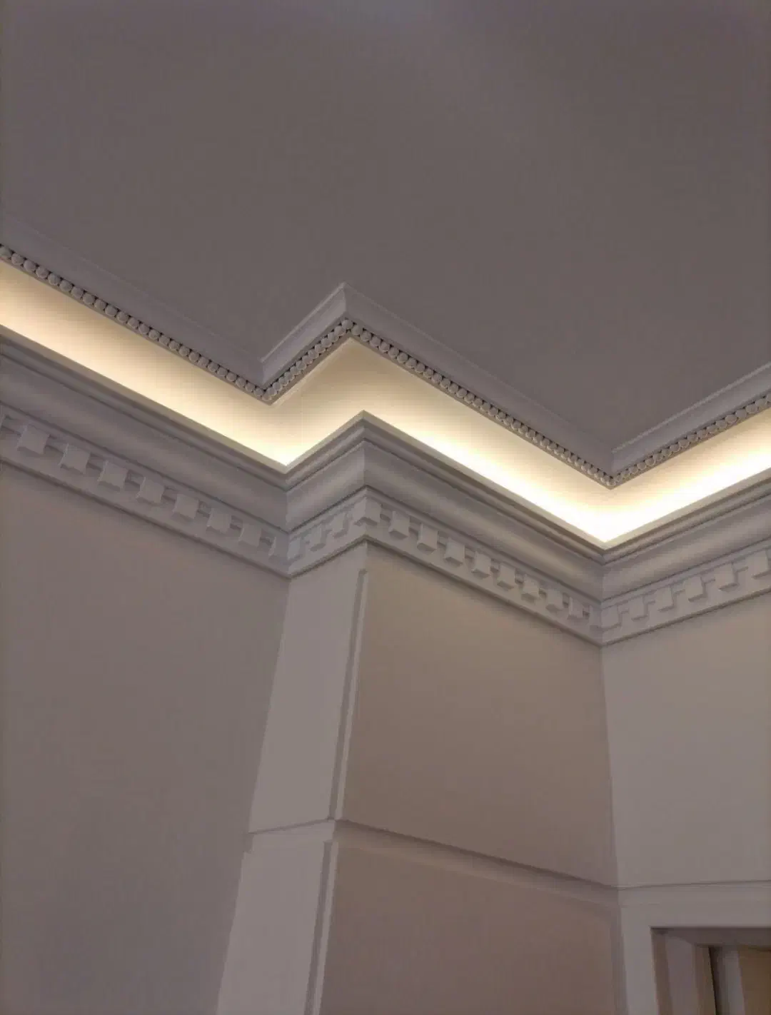 گچکاری  گچبری کلاسیک گچ کاری|خدمات پیشه و مهارت|زاهدان, |دیوار