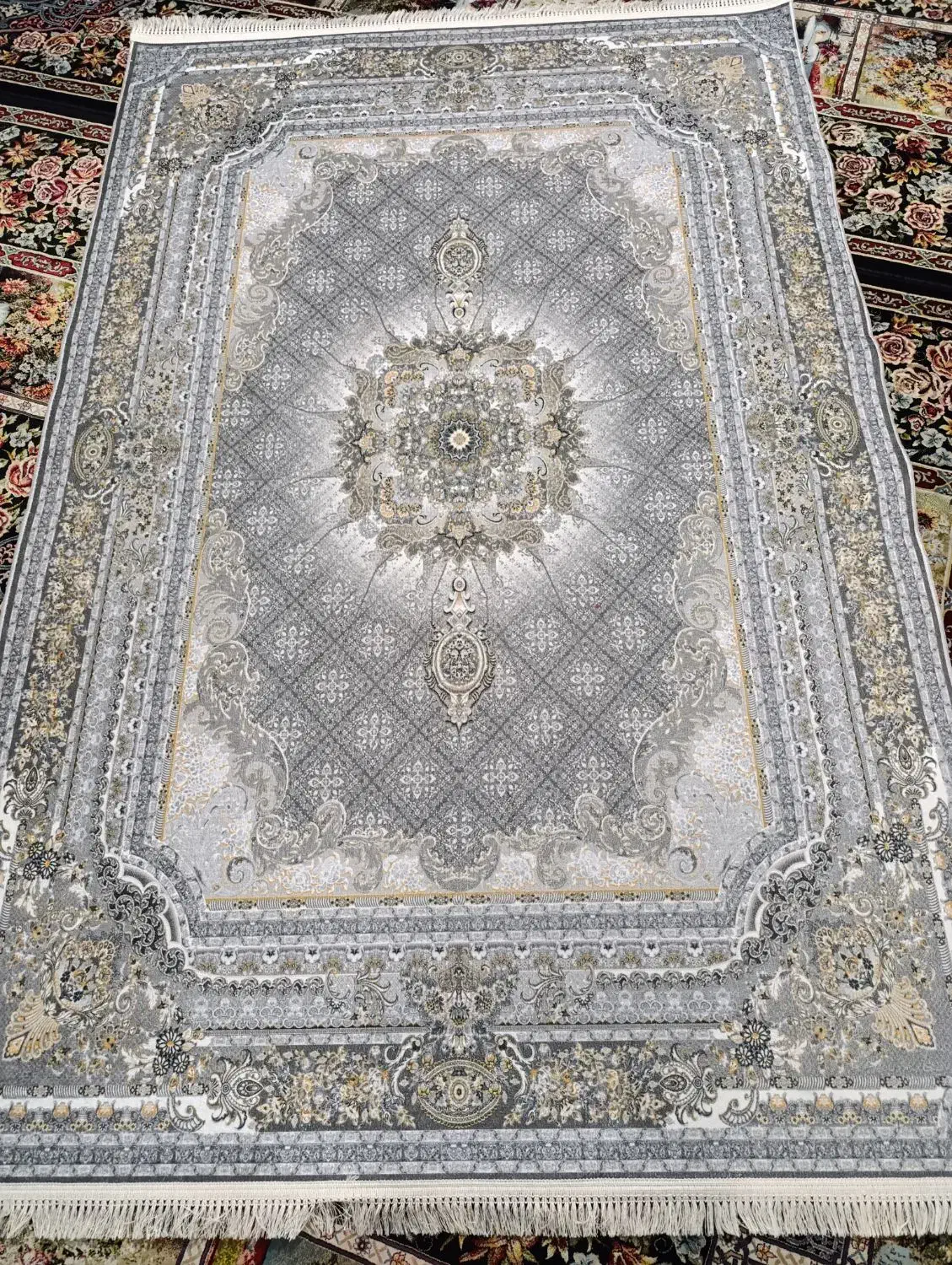 فرشینه ۴ متری|فرش|کرج, شهرک نهال و بذر|دیوار