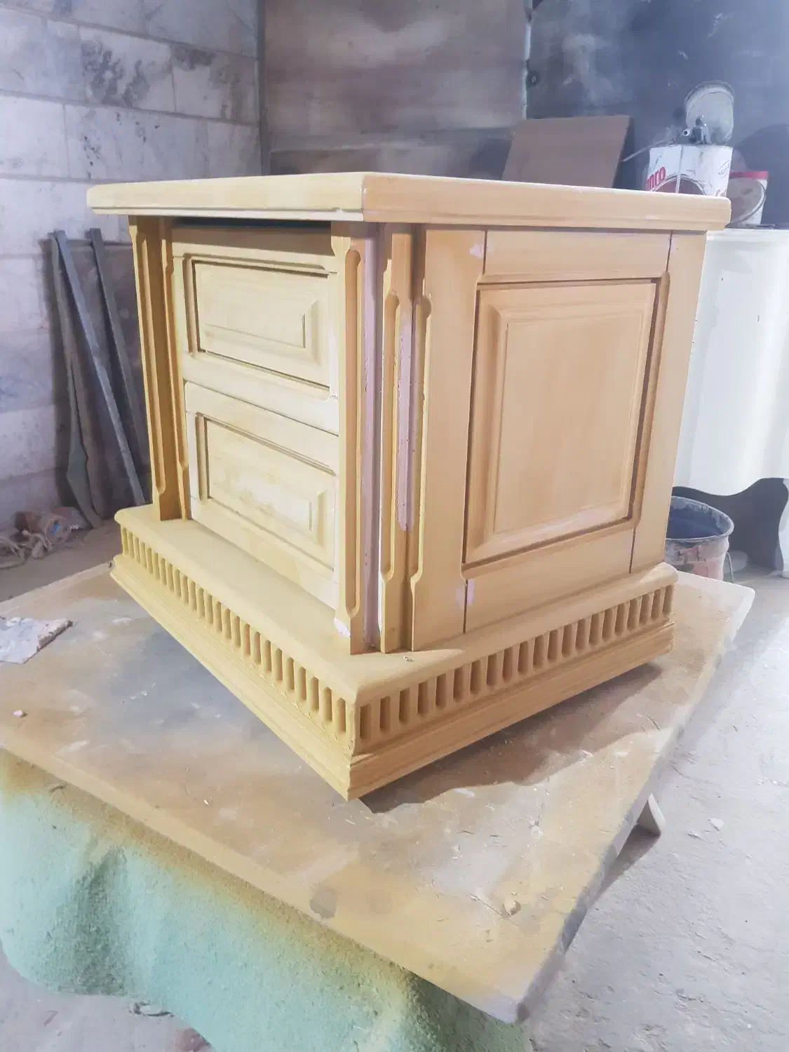 ساخت و تعمیرات انواع وسایل چوبی و کابینت|خدمات پیشه و مهارت|قزوین, |دیوار