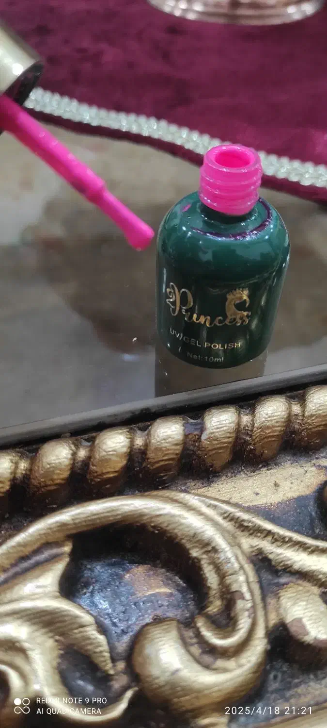 تعدادی لاکژل ولوازم کاشت ناخن|آرایشی، بهداشتی، درمانی|فولادشهر, A6|دیوار