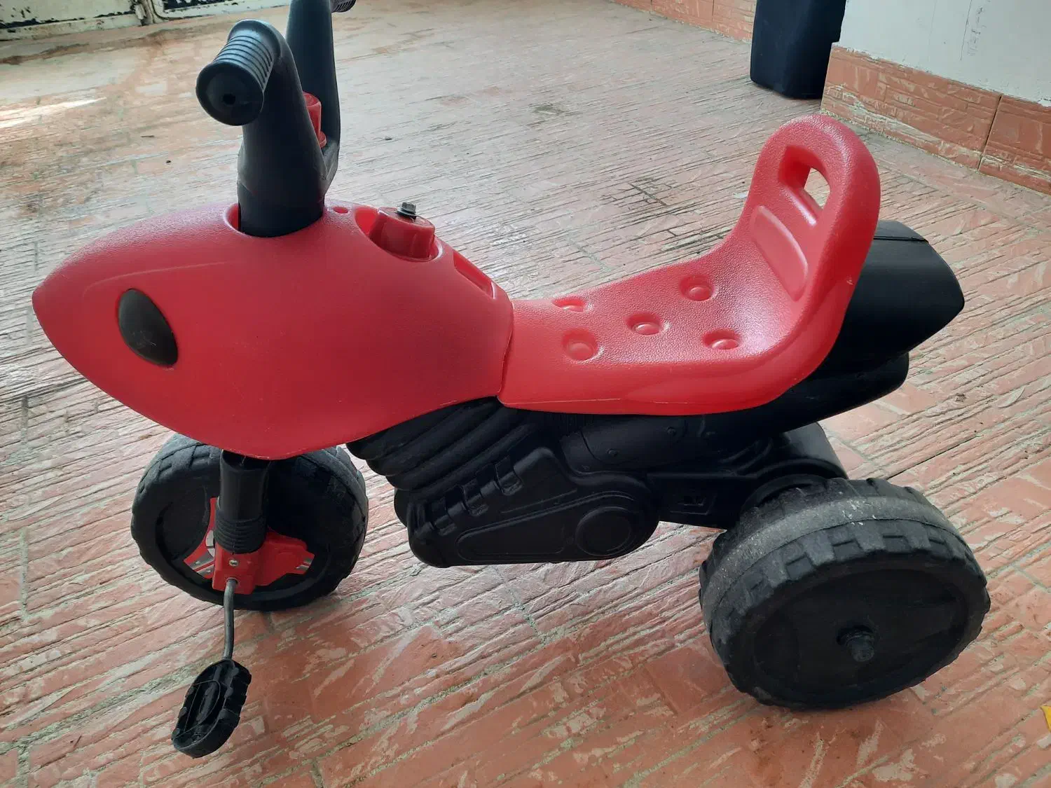 سە چرخە کودک|اسباب‌بازی بچه|سقز, |دیوار