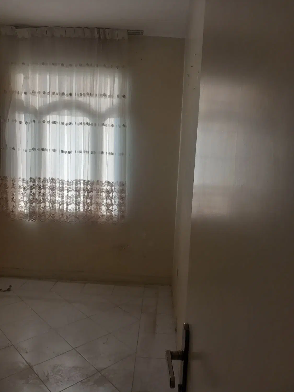 ۶۰متر آپارتمان بلوار ابوذر مسلم شمالی( خانم طلایی)