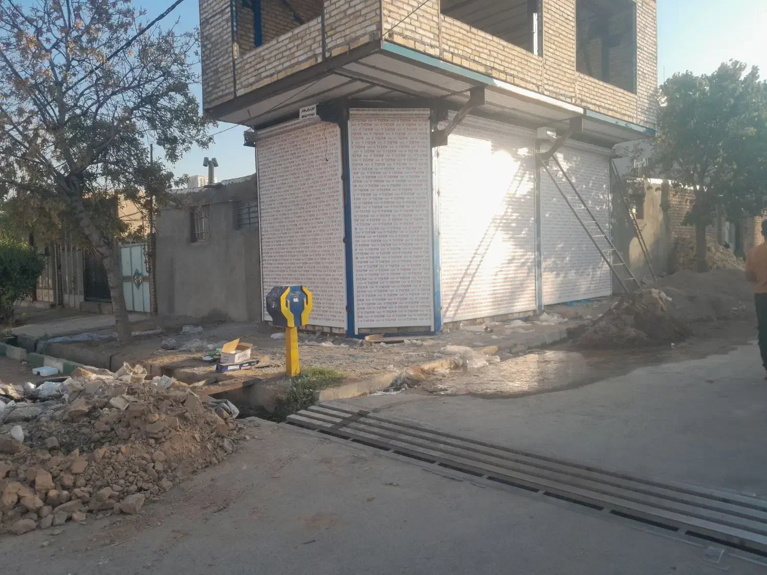 کرکره برقی وشیشه اطلس|خدمات پیشه و مهارت|قزوین, |دیوار