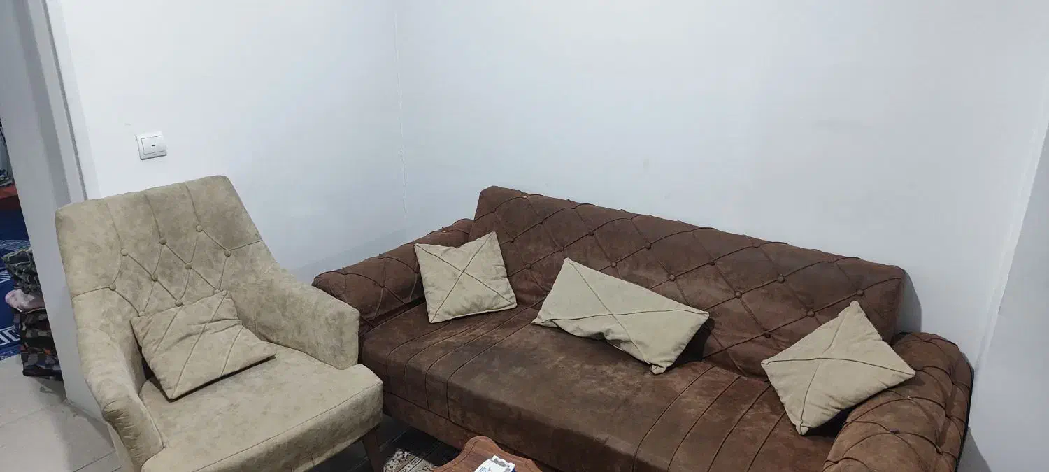 مبل۷نفره|مبلمان خانگی و میز عسلی|تهران, قیام|دیوار