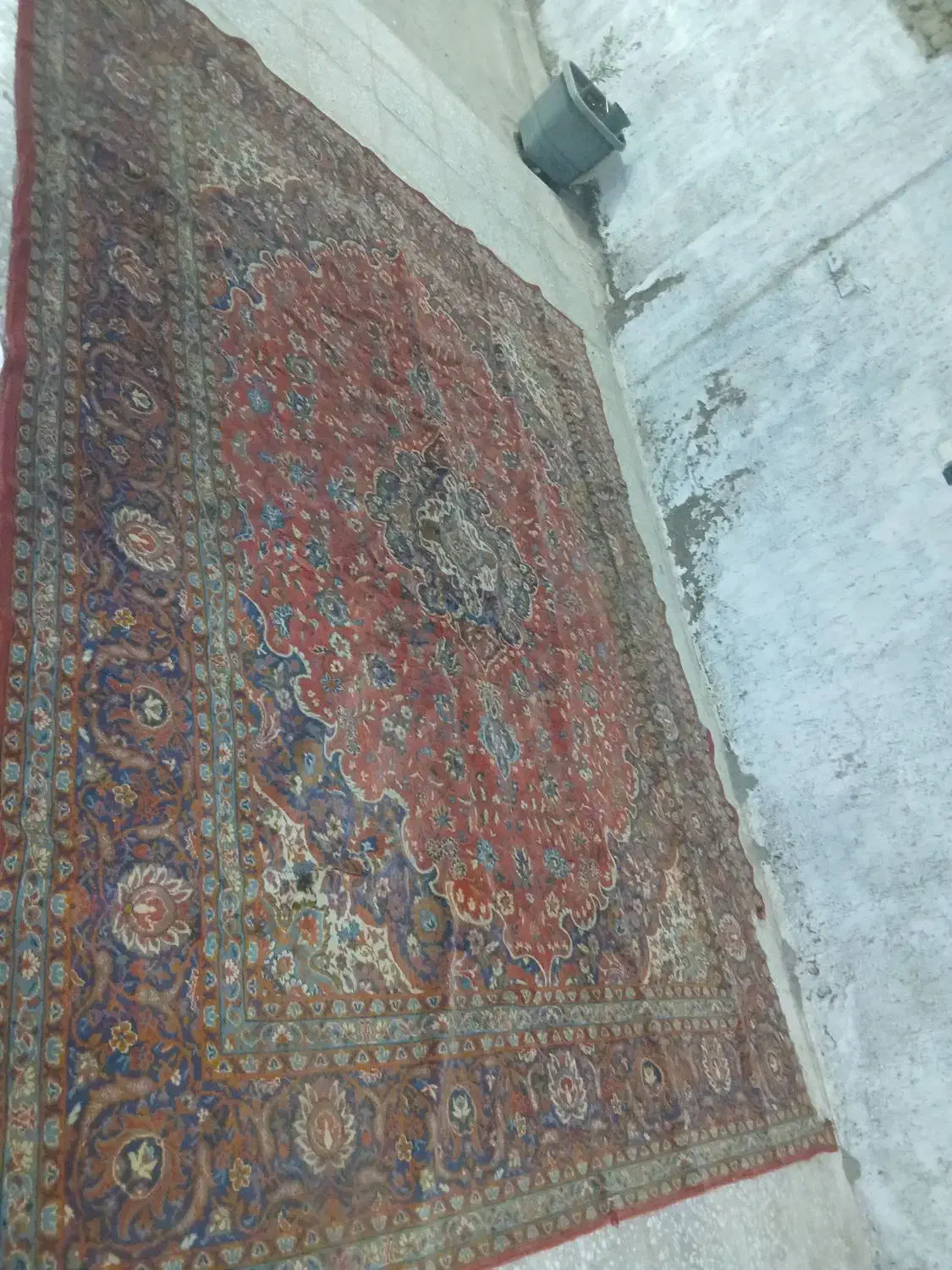 فرش ماشینی قدیمی ۱۲ متری|فرش|قم, کلهری|دیوار