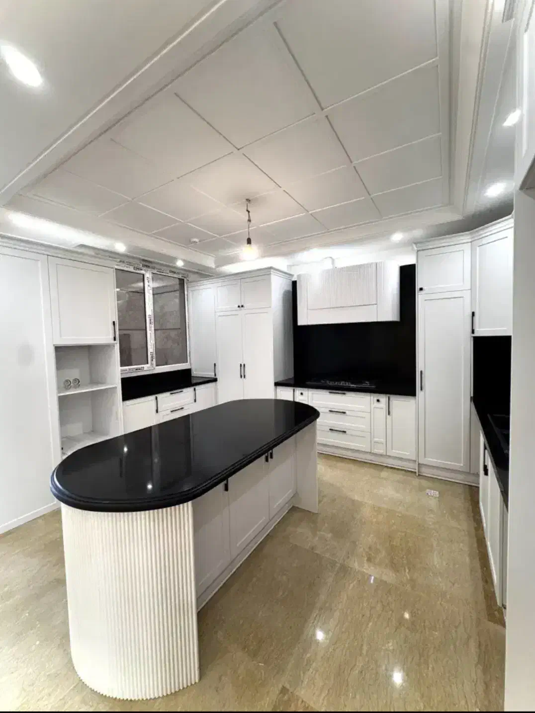 پاسداران / ۱۸۰ متر کلید نخورده / تک واحدی|فروش آپارتمان|تهران, قبا|دیوار