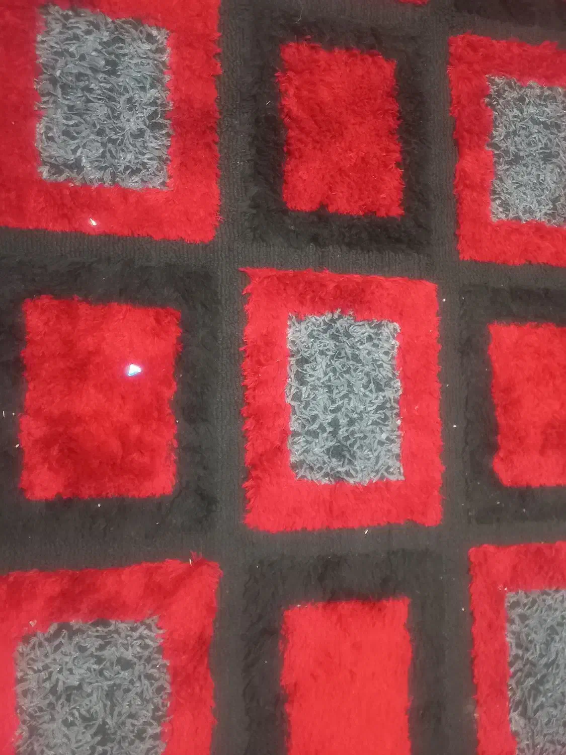 فرش ترک فانتزی|فرش|شاهین‌شهر, اقبال لاهوری|دیوار